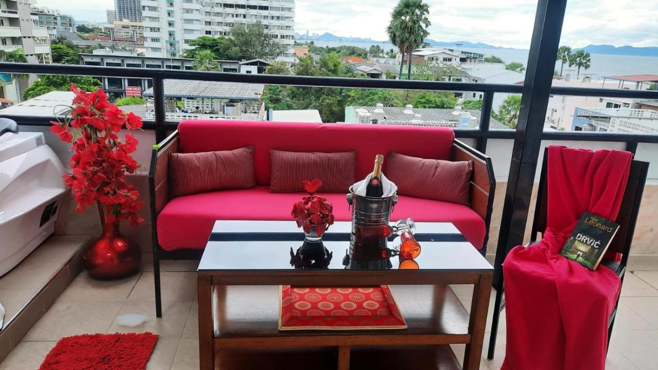 Happy Beach Jomtien Guesthouse Екстериор снимка