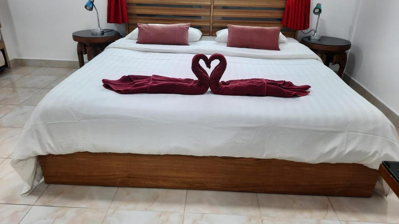 Happy Beach Jomtien Guesthouse Екстериор снимка