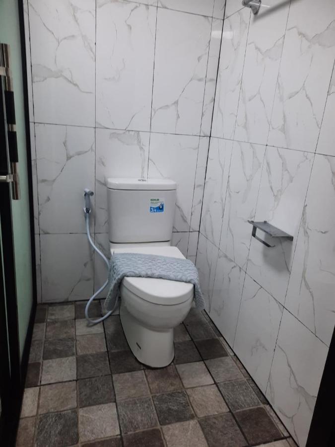 Happy Beach Jomtien Guesthouse Екстериор снимка