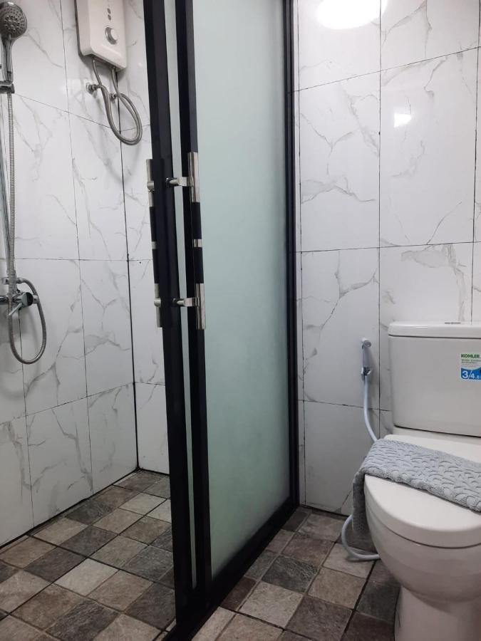 Happy Beach Jomtien Guesthouse Екстериор снимка