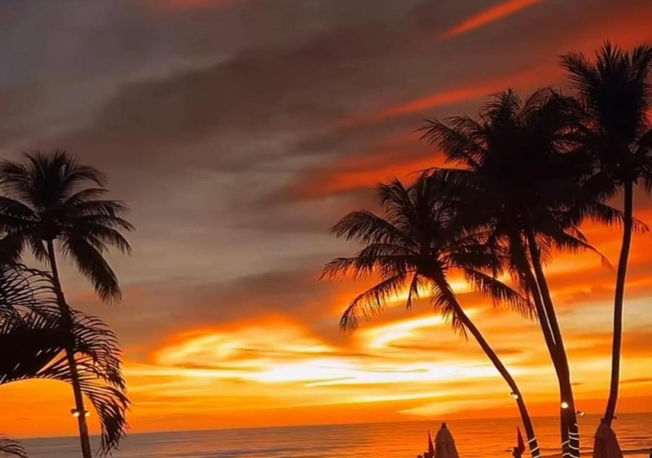 Happy Beach Jomtien Guesthouse Екстериор снимка